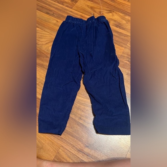 Orient Expressed size 4
Corduroy navy blue - Picture 1 of 1